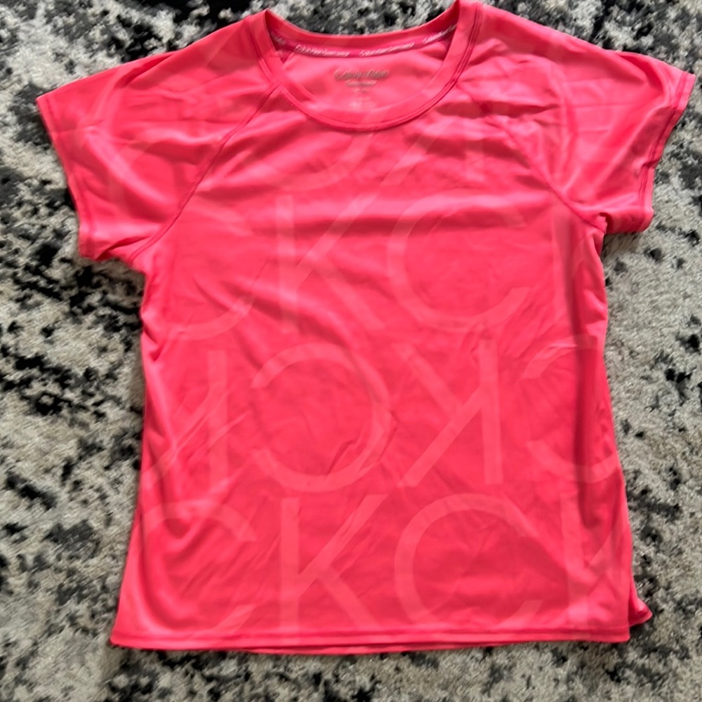 CALVIN KLEIN WORKOUT SHIRT